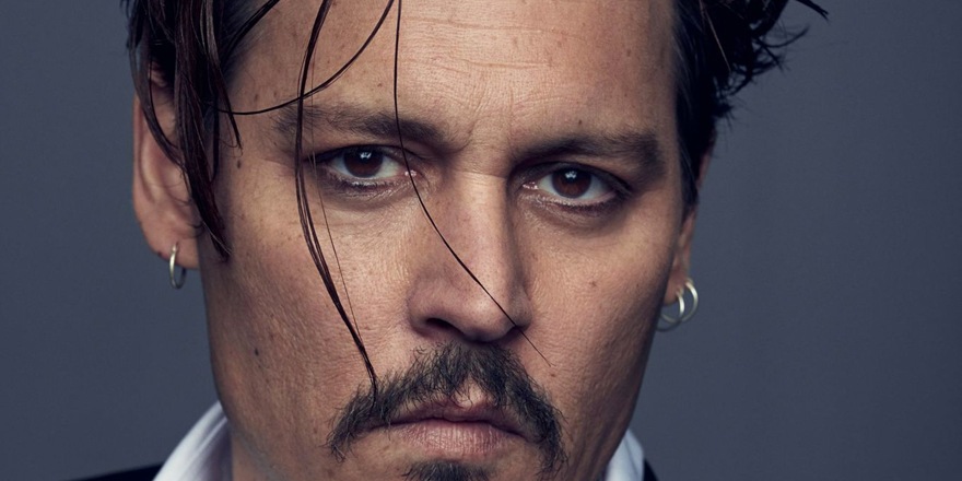 Johnny Depp aux mains de Dior