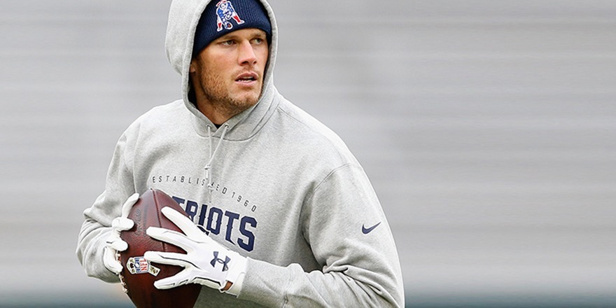 Le Super Bowl : des pubs, du foot US, des pubs, des stars et des pubs