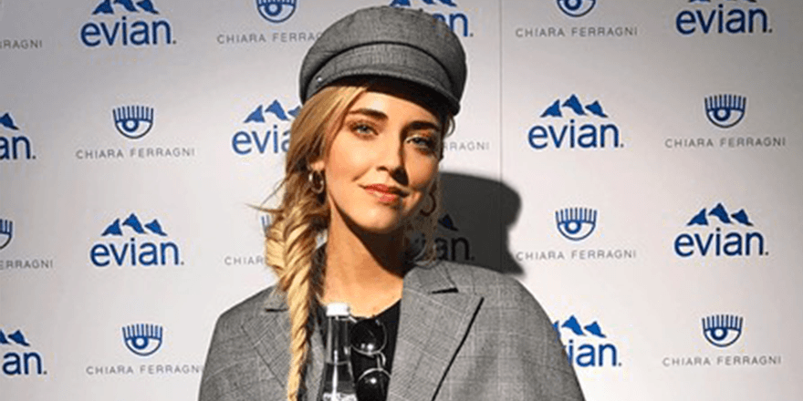 Chiara Ferragni s’hydrate à l’eau d’Evian